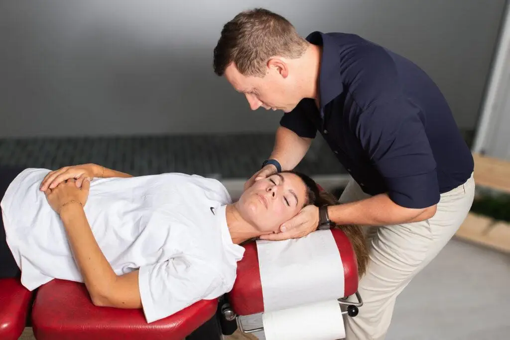 the right chiro