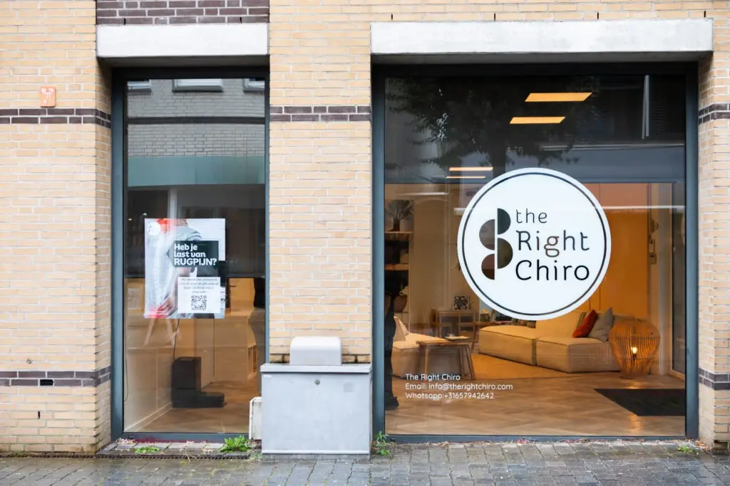 the right chiro